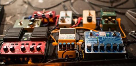 Can You Use Guitar Pedals for Bass? Exploring the Sonic Possibilities Beyond Logic